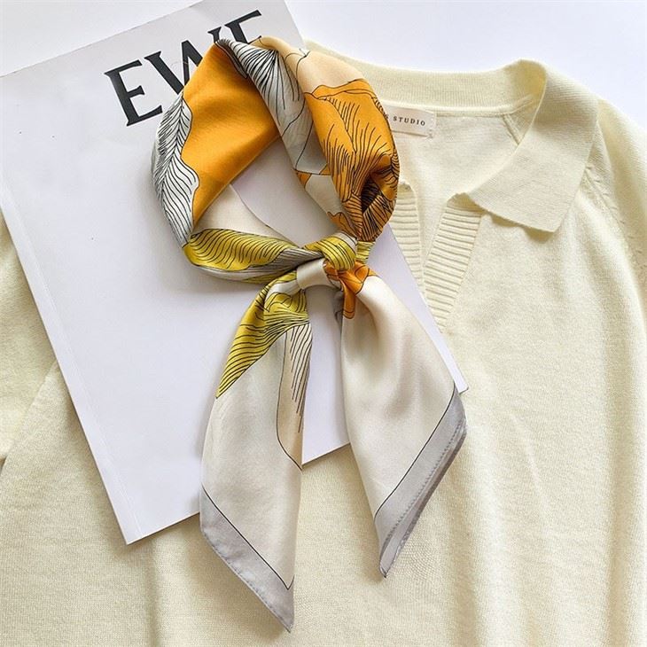 China Custom Lady Silk Scarf